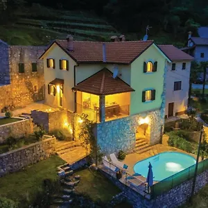 Sirotnjak Villa Lovran